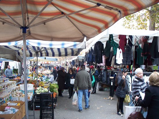 Castelnuovo Berardenga: mercato settimanale posticipato 