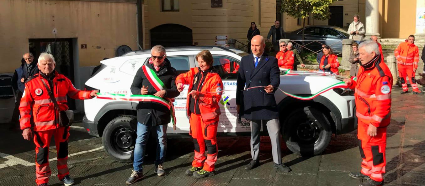 Inaugurato un nuovo mezzo per la Pubblica Assistenza di Castelnuovo Berardenga.  