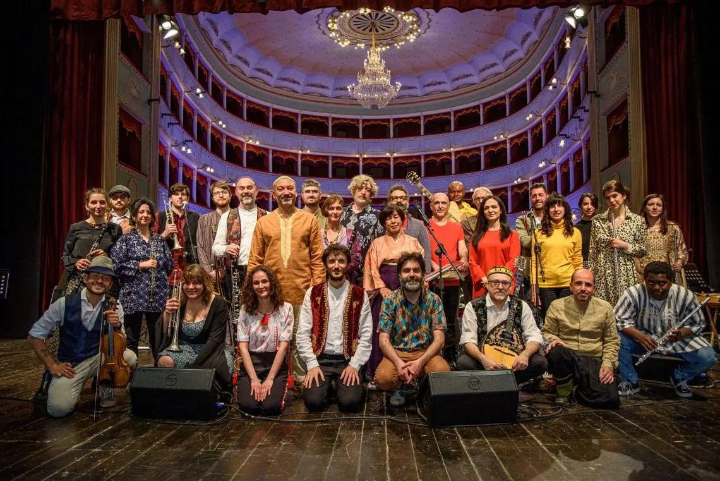 A Castelnuovo Berardenga l Orchestra Multietnica di Arezzo